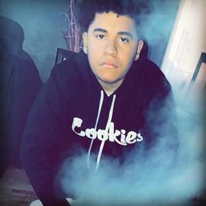 Meet your Posher, Carlos